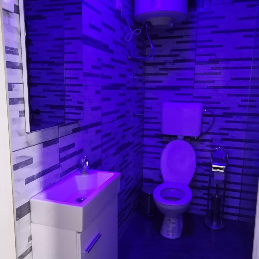Apartman U Centru Šid Zewnętrze zdjęcie