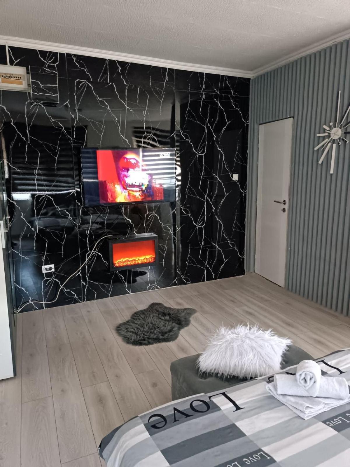 Apartman U Centru Šid Zewnętrze zdjęcie