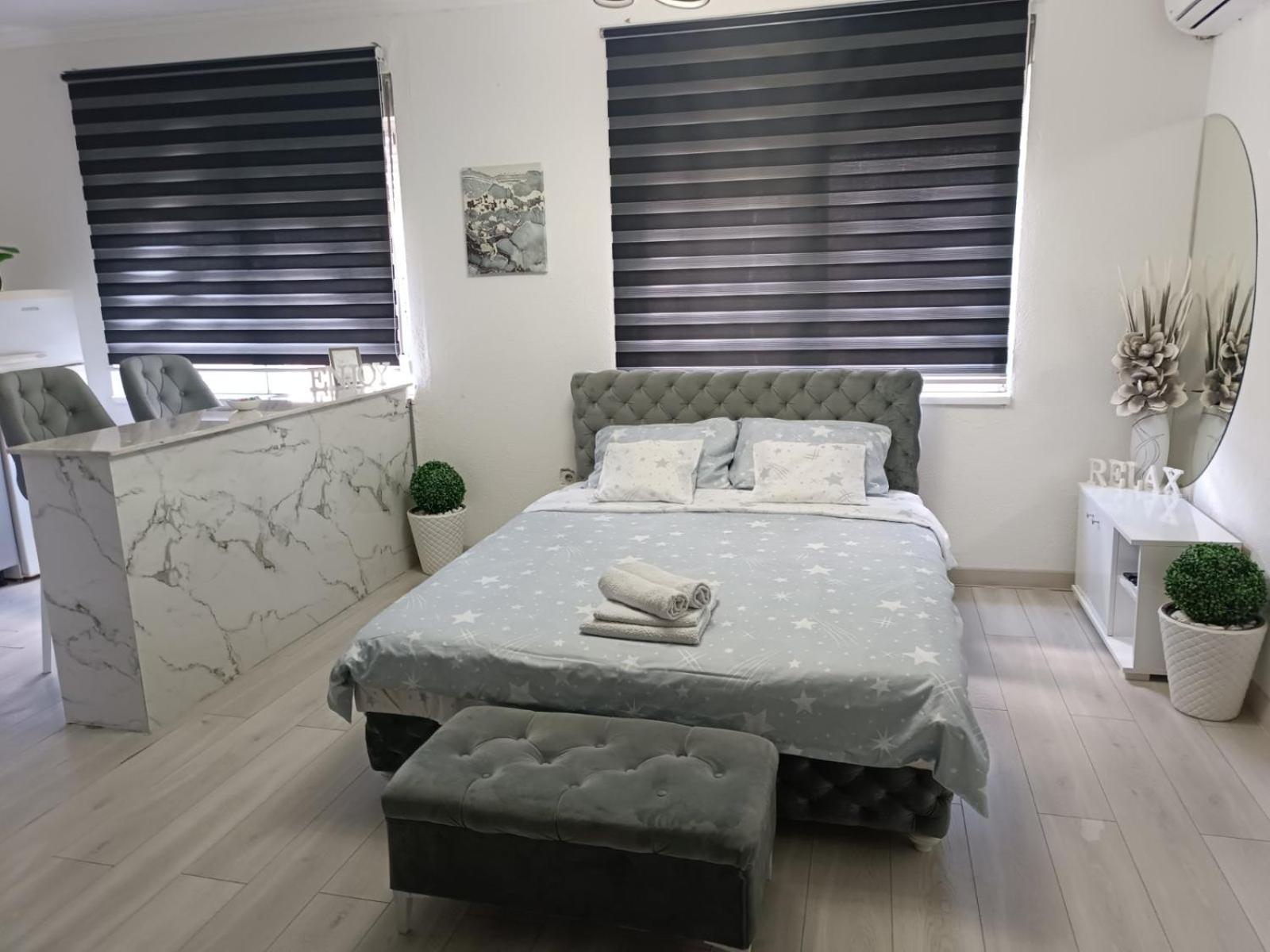 Apartman U Centru Šid Zewnętrze zdjęcie